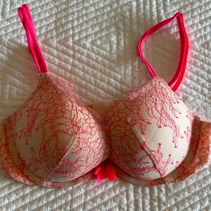 Victoria’s Secret Push Up Bra